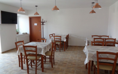 Common room (Dining room)